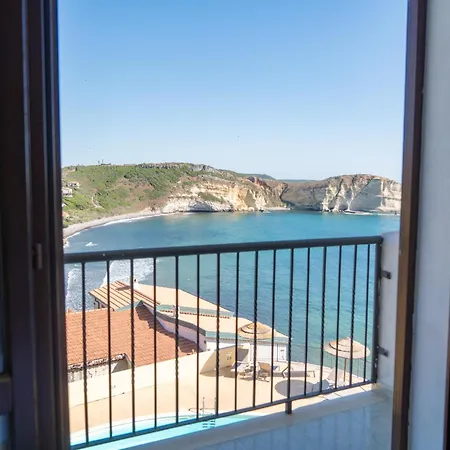 Felix - La Baja Hotel Santa Caterina Di Pittinuri (Sardinia)