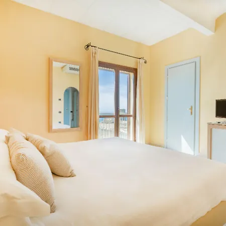 Felix - La Baja 4* Santa Caterina Di Pittinuri (Sardinia)