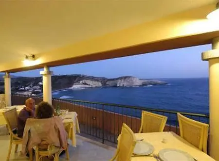 La Baja Santa Caterina Di Pittinuri (Sardinia)
