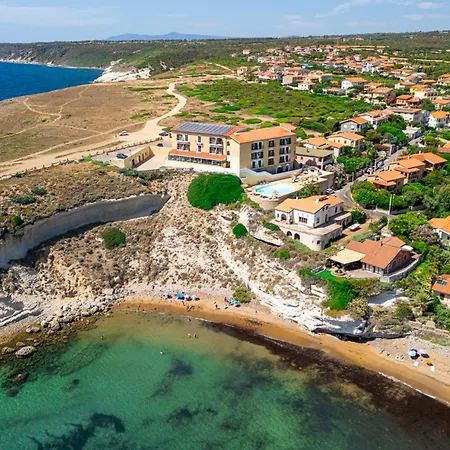 Hotell Felix - La Baja Santa Caterina Di Pittinuri (Sardinia)