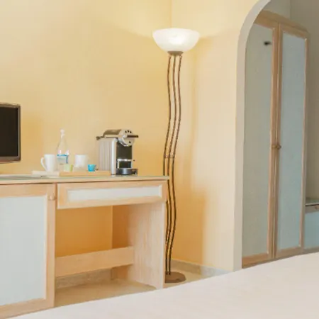 Hotel Felix - La Baja 4*