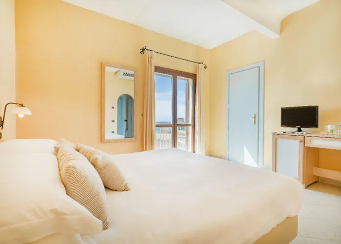 Felix - La Baja 4* Santa Caterina Di Pittinuri (Sardinia)