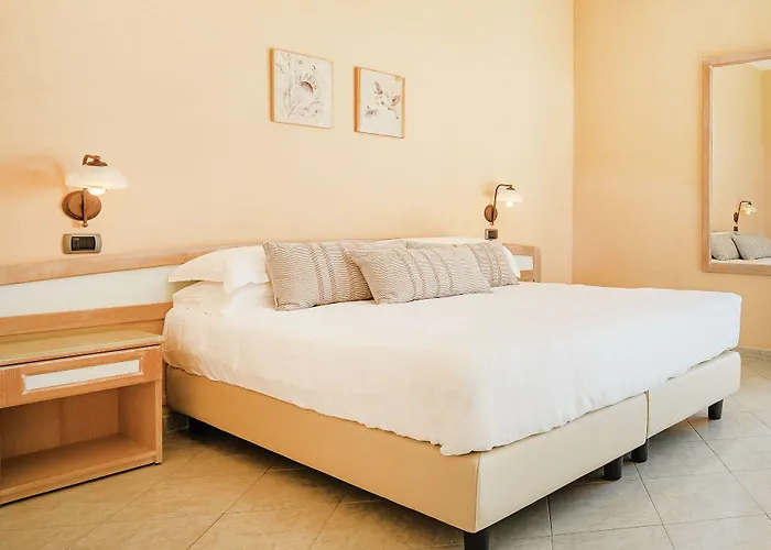 Szálloda Felix - La Baja Santa Caterina Di Pittinuri (Sardinia)